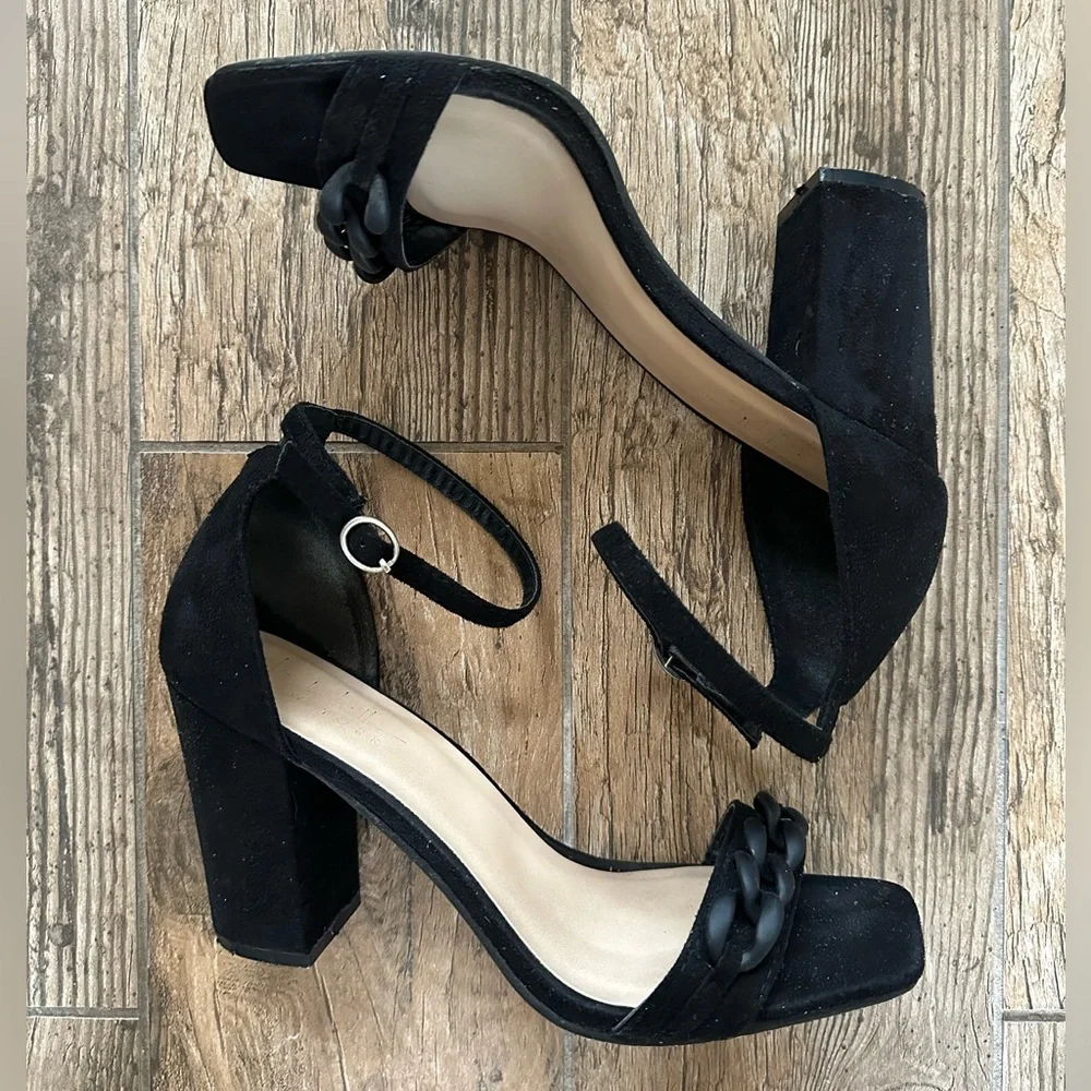 Nicole Miller Suede Heels - Picture 1 of 7
